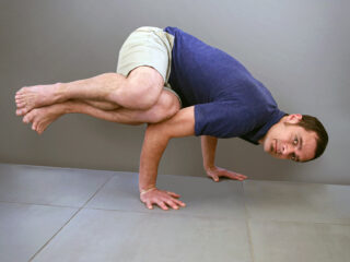 Arm Balance Workshop w/ Dylan